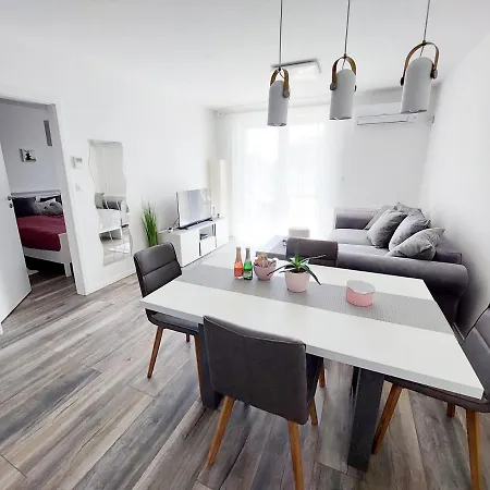 Juhar Apartment Koszeg